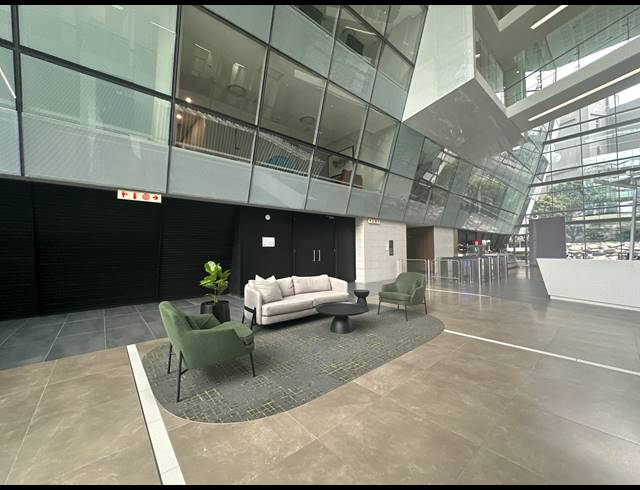 1,752M² OFFICE TO LET IN SANDTON CENTRAL